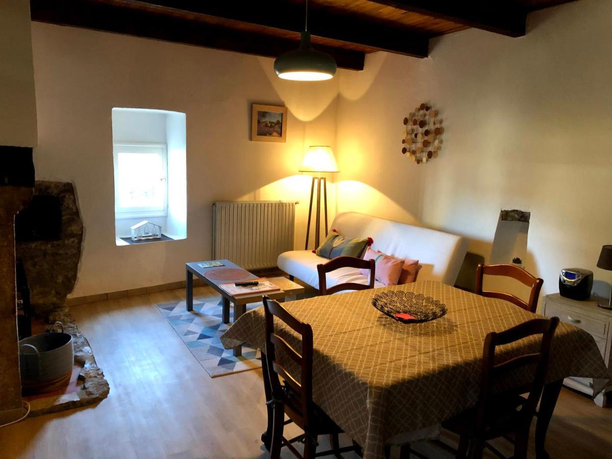 גרוספייר Gite La Serre - Maison De Village Au Calme Et Au Coeur Des Plus Beaux Sites Ardechois מראה חיצוני תמונה
